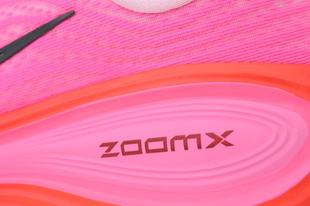 Nike Zoom Vomero Plus BA Edition Hyper Pink