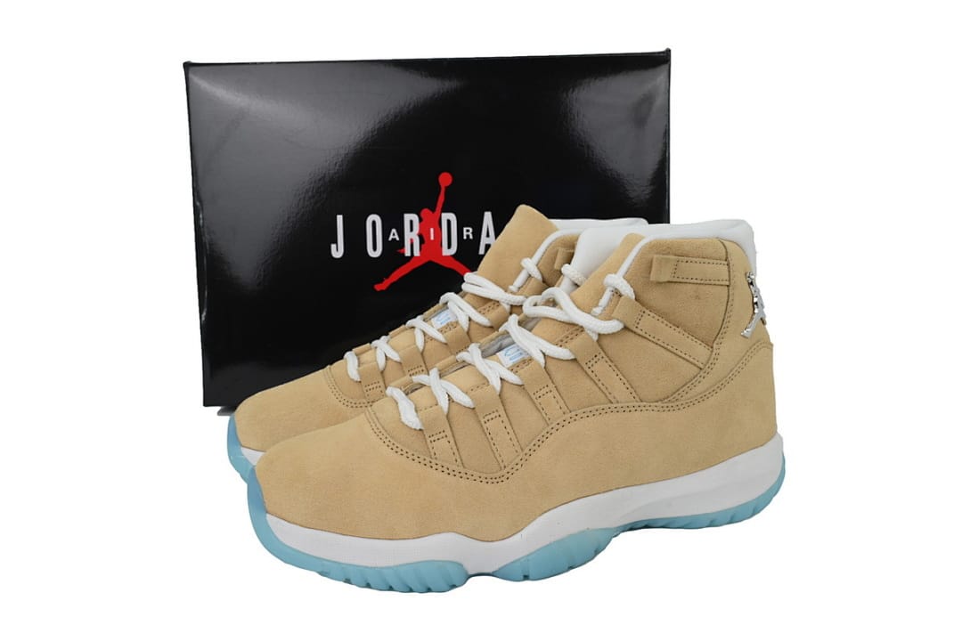 Air Jordan 11 Retro x OFF White H-Town (Colorway 3)
