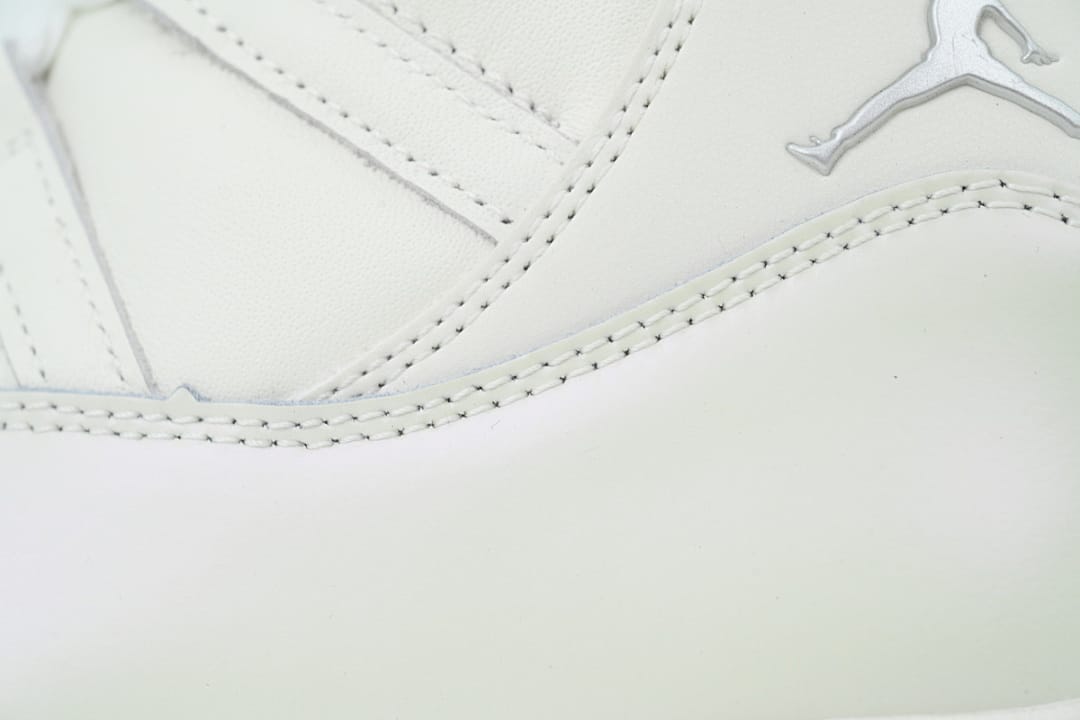Air Jordan 11 Retro x XH Edition Grand Finale