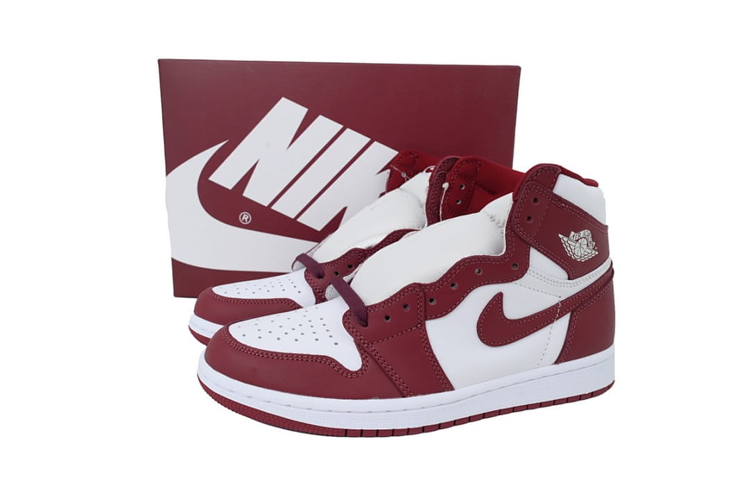 Air Jordan 1 Retro High OG Artisanal Red