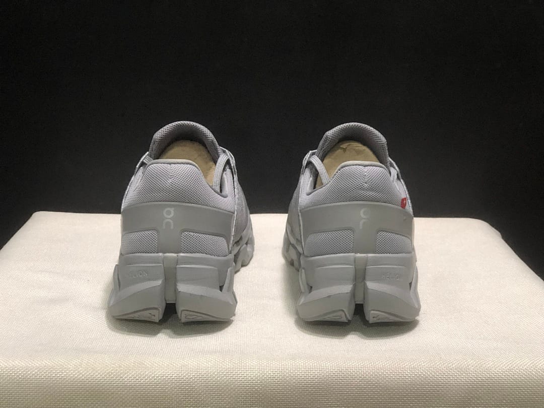On Cloudswift 4 (Colorway 17)