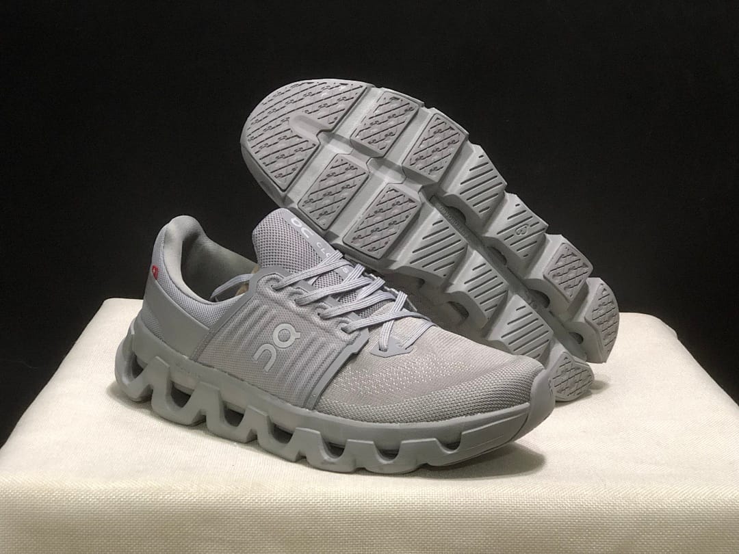 On Cloudswift 4 (Colorway 17)