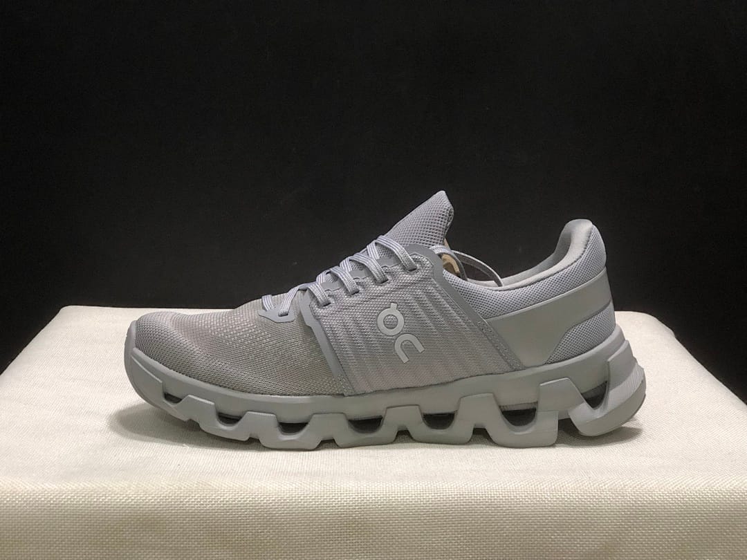On Cloudswift 4 (Colorway 17)