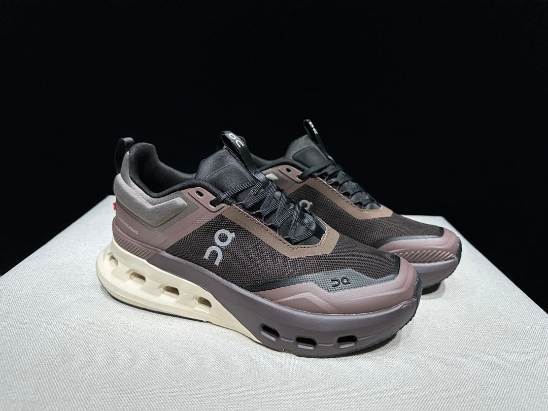 On Cloudnova X (Colorway 3)
