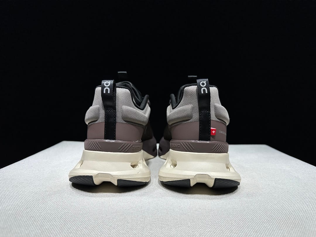 On Cloudnova X (Colorway 3)