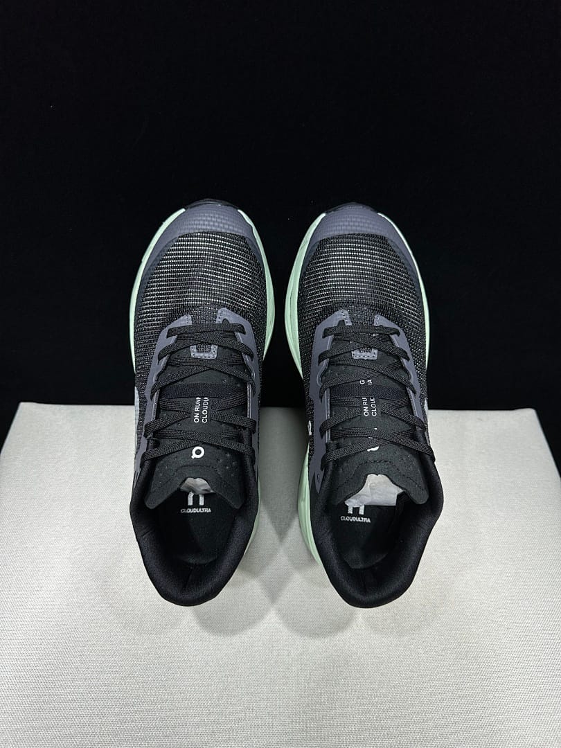 On Cloudultra 3 (Colorway 7)