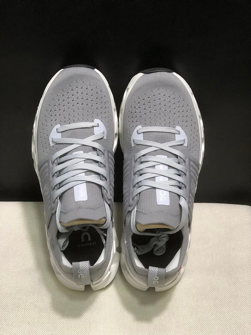 On Cloudswift 4 (Colorway 9)