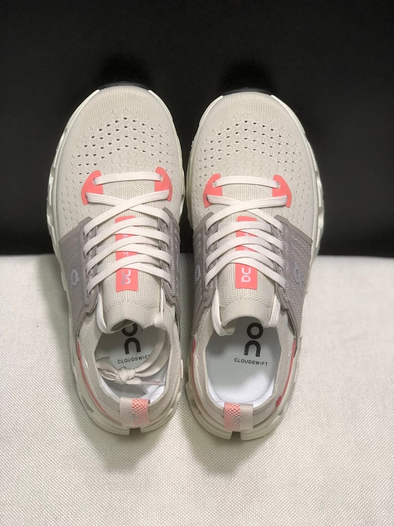 On Cloudswift 4 (Colorway 6)