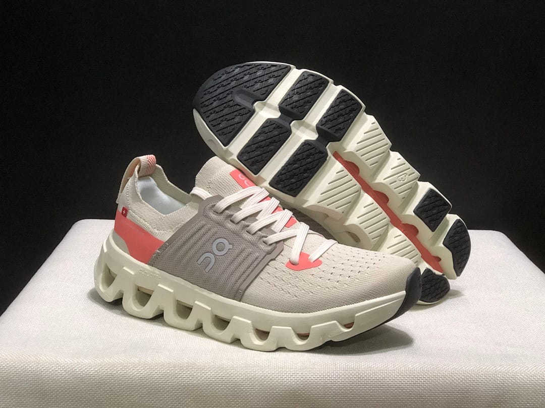 On Cloudswift 4 (Colorway 6)
