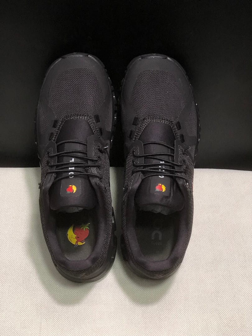 On Cloud 6 (Colorway 6)
