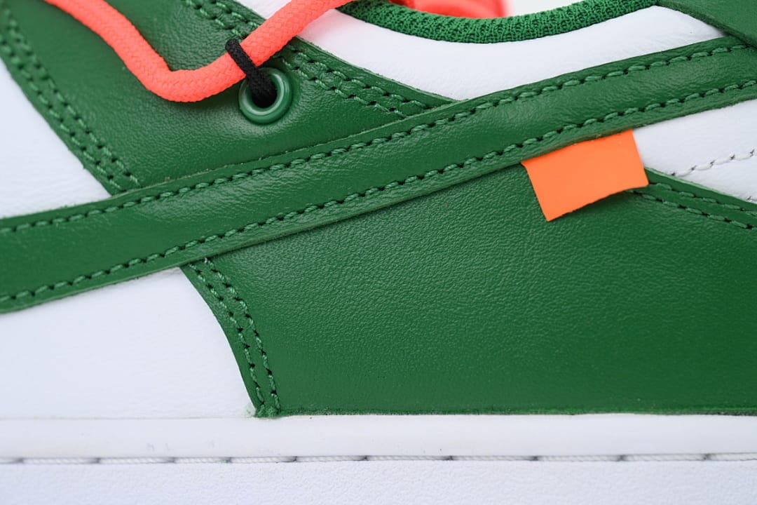 Nike Dunk Low SB DA Edition Pine Green