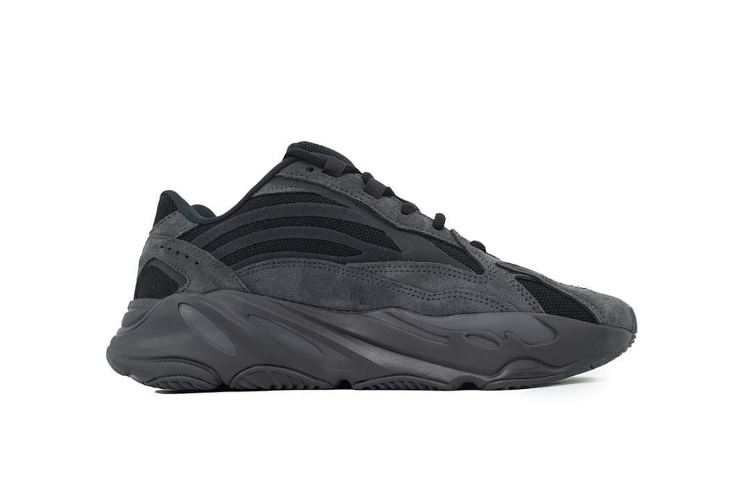 Yeezy Boost 700 V2 LW Vanta