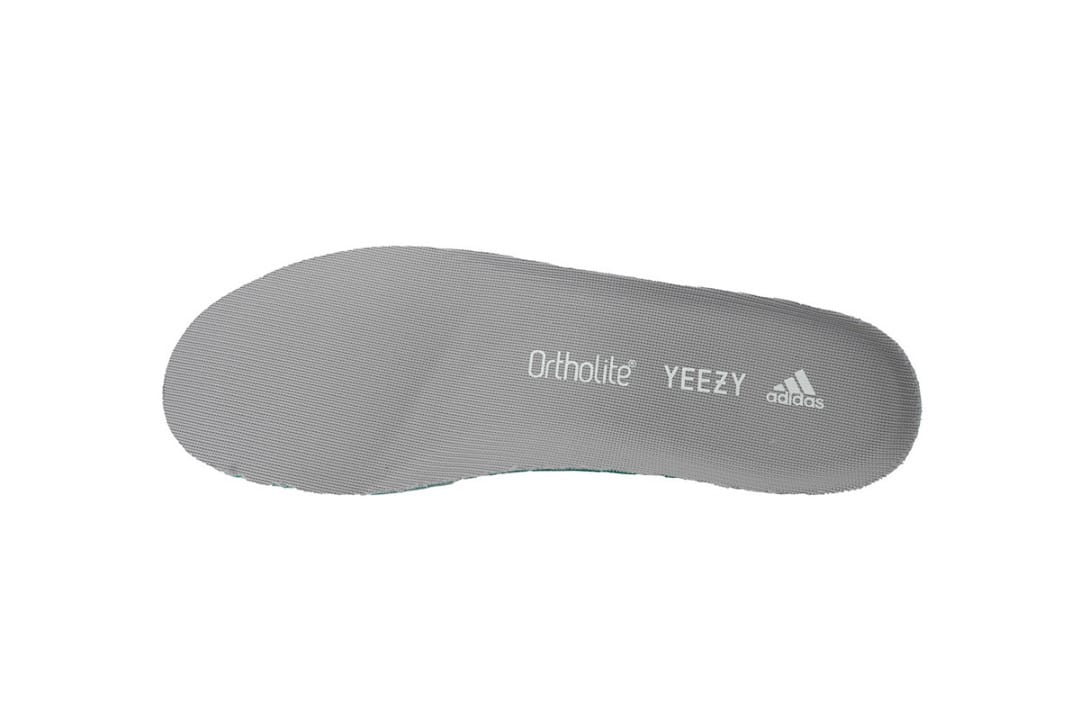 Yeezy Boost 700 V2 LW Static