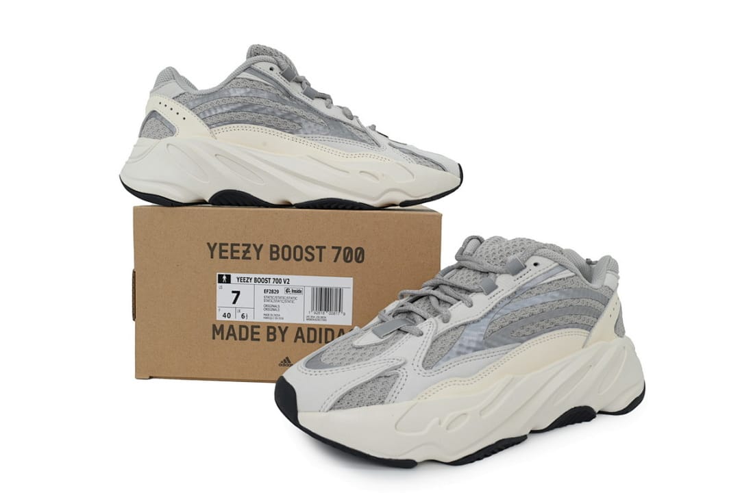 Yeezy Boost 700 V2 LW Static