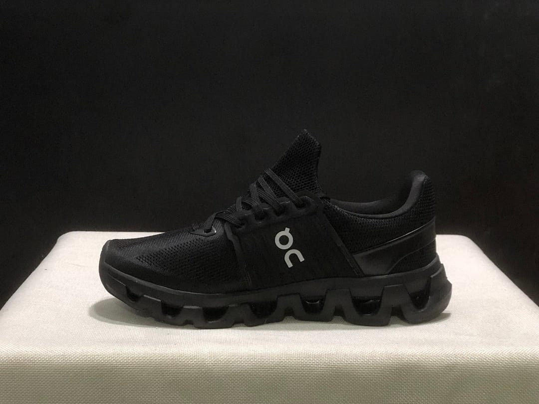 On Cloudswift 4 (Colorway 14)