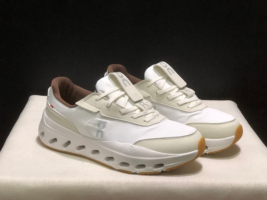 On THE ROGER Pro 3 (Colorway 4)