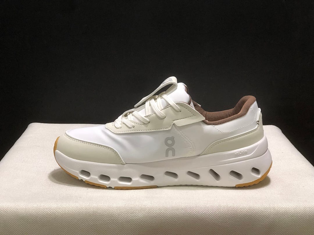 On THE ROGER Pro 3 (Colorway 4)