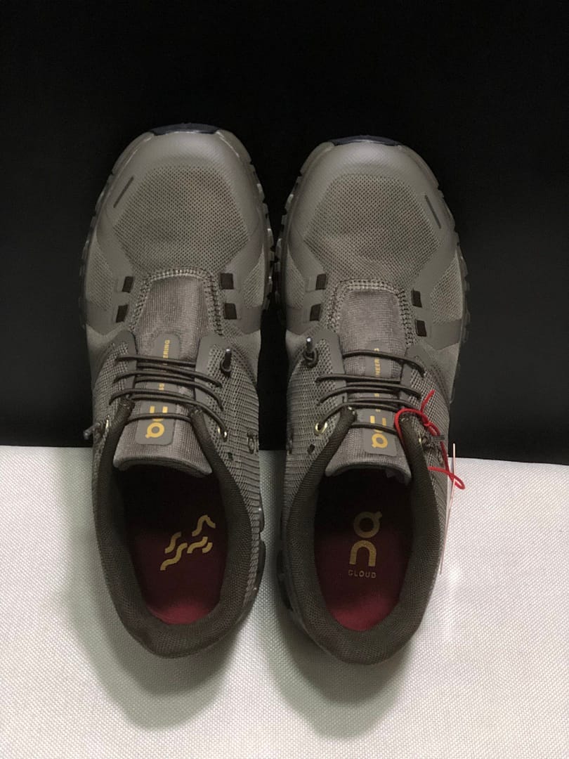 On Cloud 6 (Colorway 3)