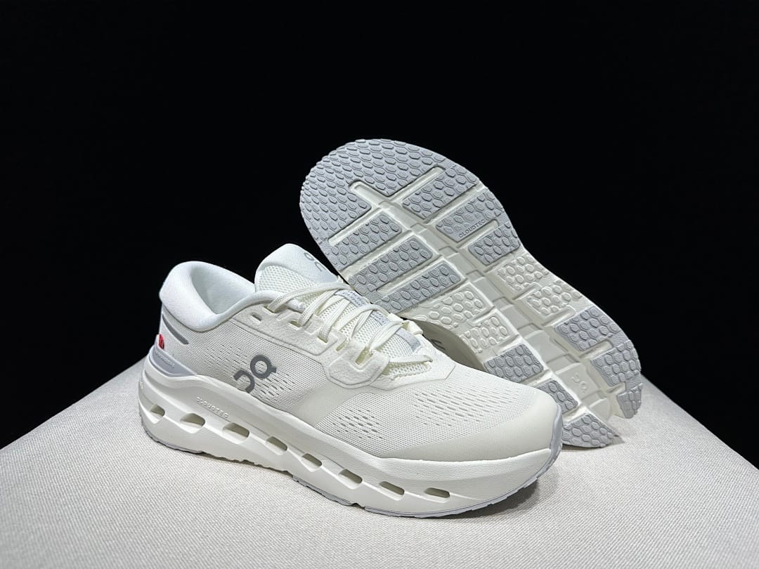 On Cloudrunner 3 (Colorway 15)