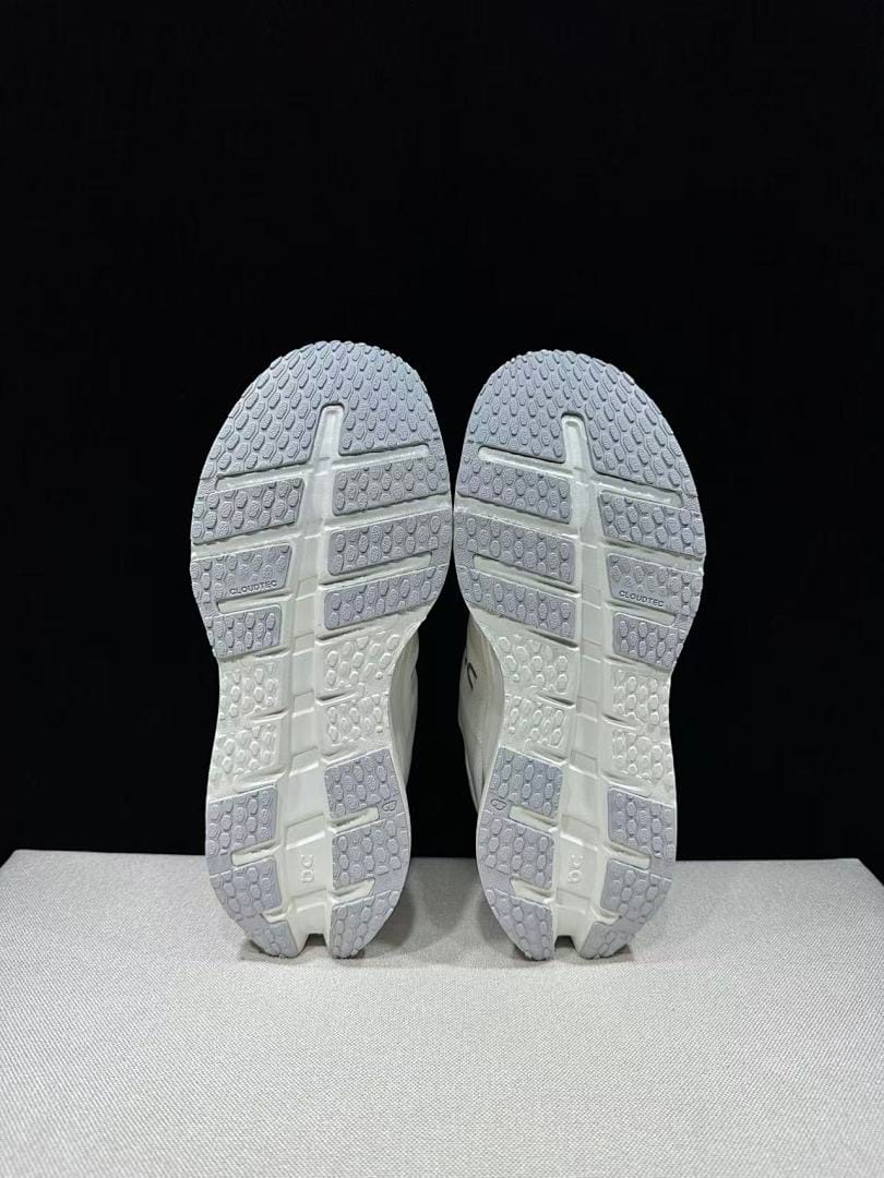 On Cloudrunner 3 (Colorway 15)