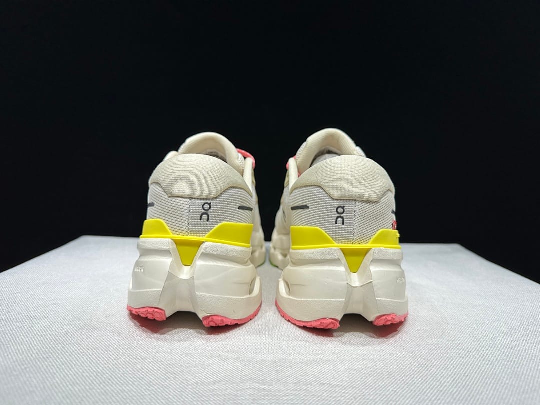 On Cloudrunner 3 (Colorway 10)