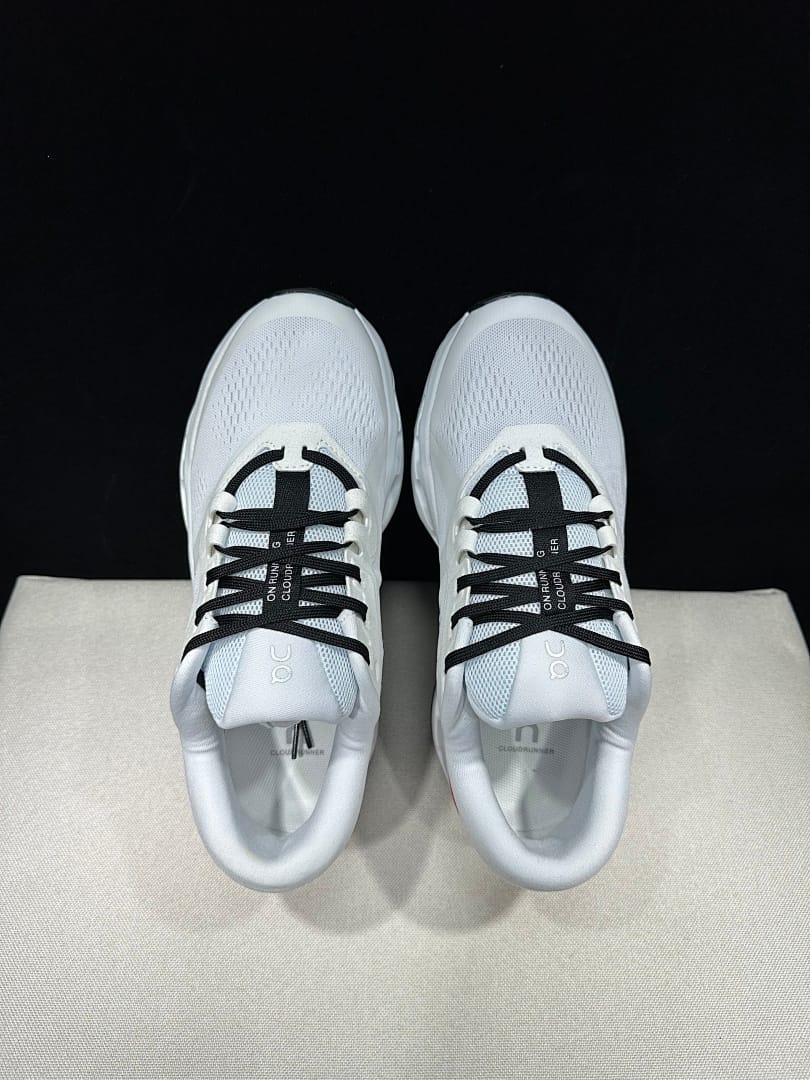 On Cloudrunner 3 (Colorway 7)
