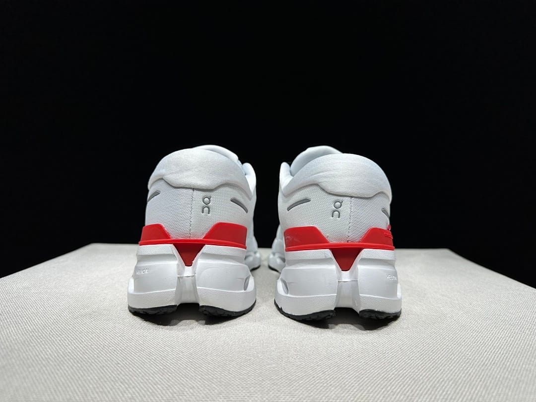 On Cloudrunner 3 (Colorway 7)
