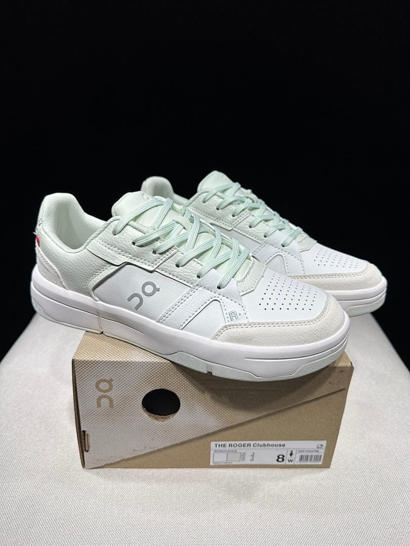 On THE ROGER Clubhouse 3 V2 (Colorway 3)