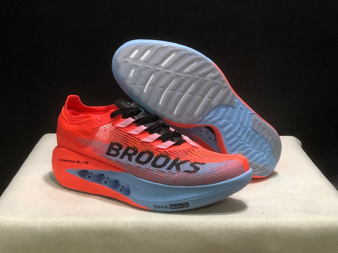 Brooks Hyperion Elite 5 (Colorway 2)