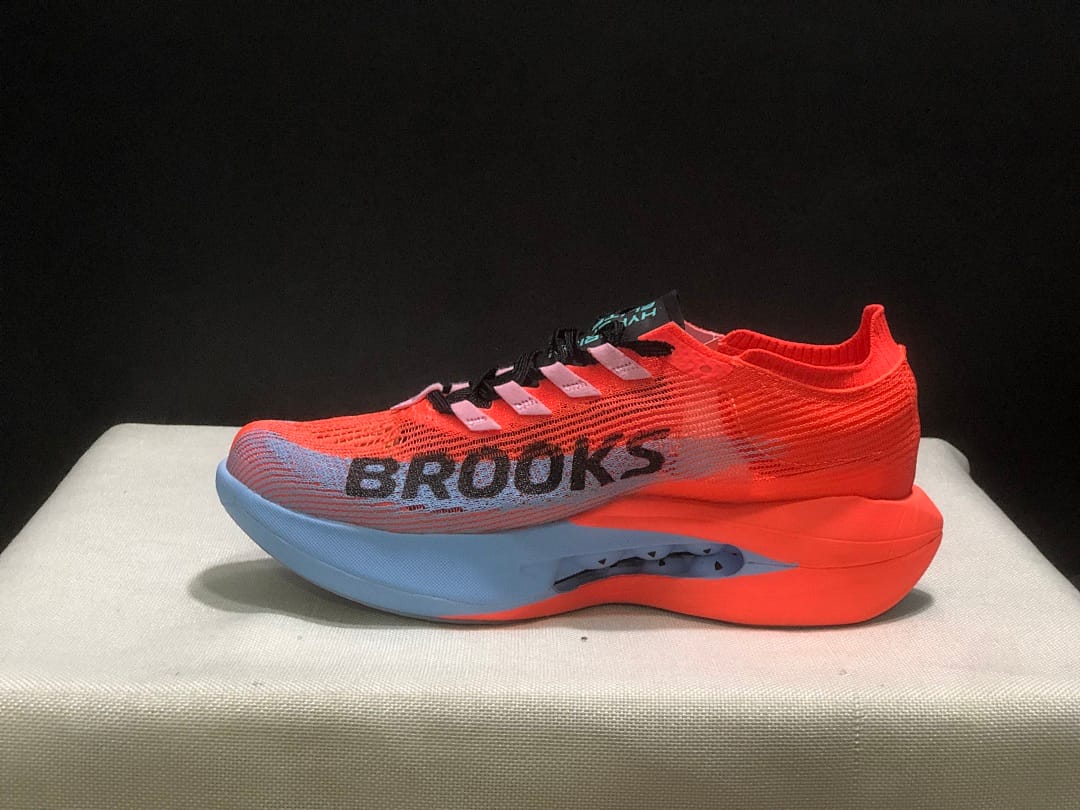 Brooks Hyperion Elite 5 (Colorway 2)