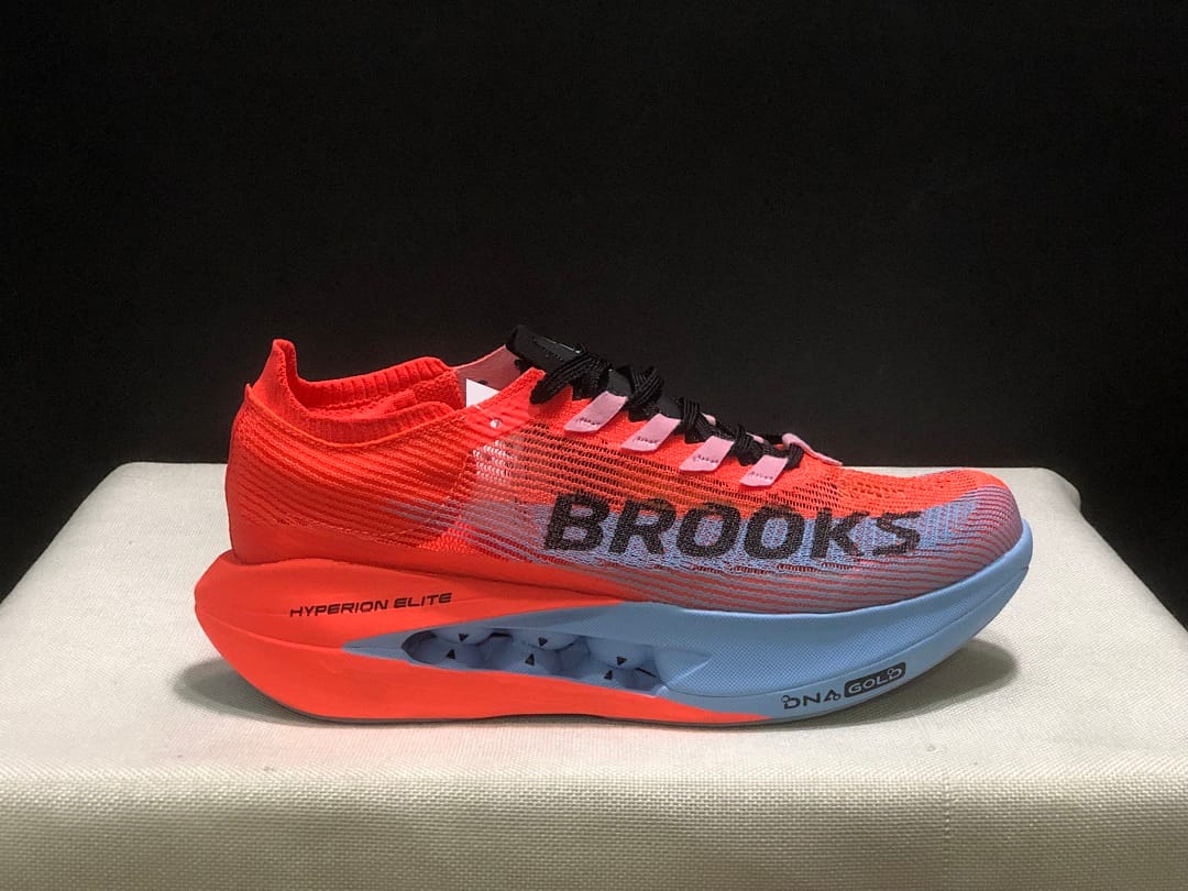 Brooks Hyperion Elite 5 (Colorway 2)