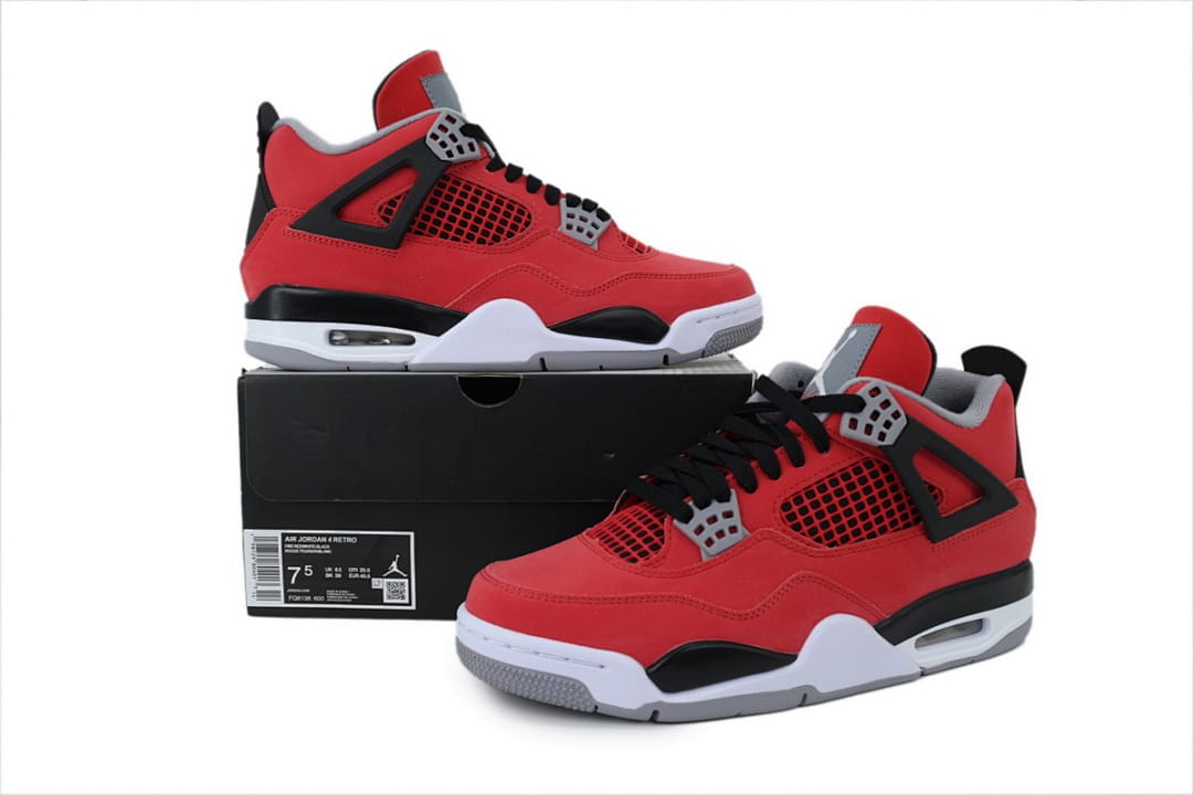 Air Jordan 4 Retro Toro Bravo (Colorway 3)