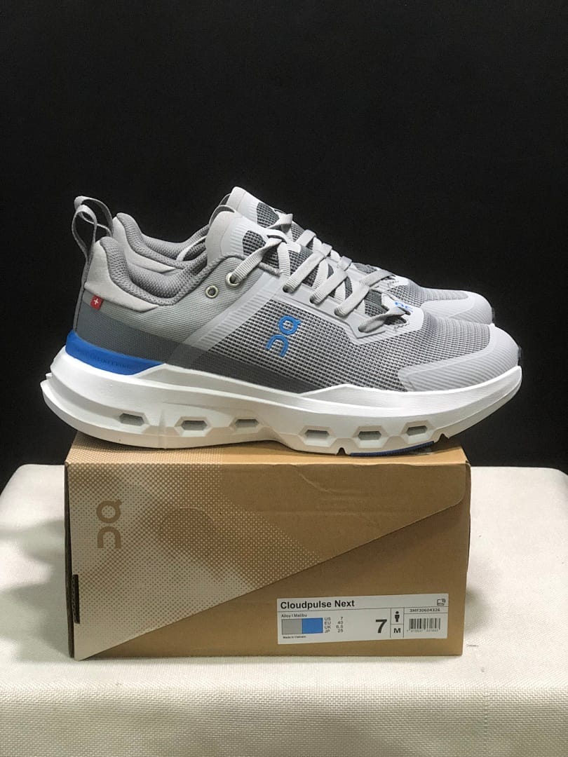 On Cloudpulse Next (Colorway 2)