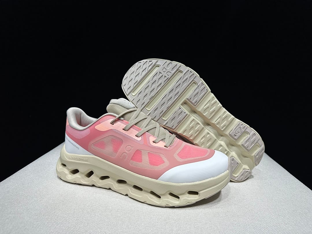 On Cloudtilt Remix (Colorway 9)