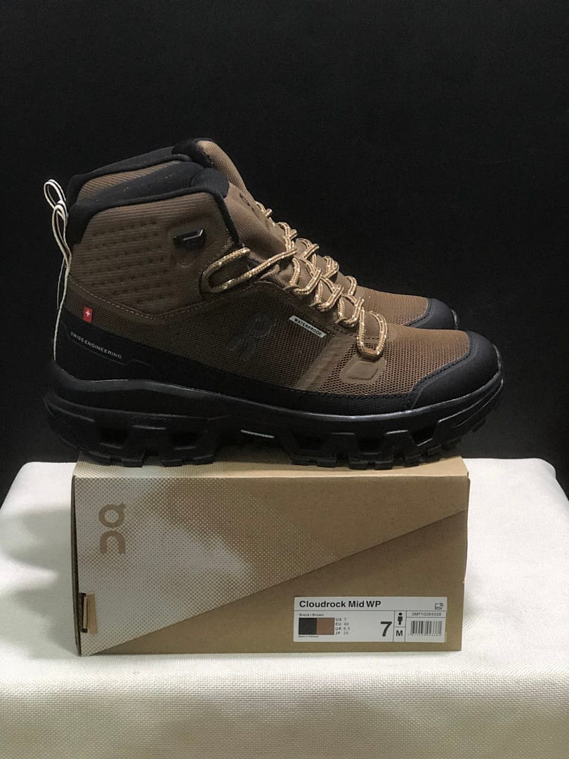On Cloudrock Low WP (Colorway 5)