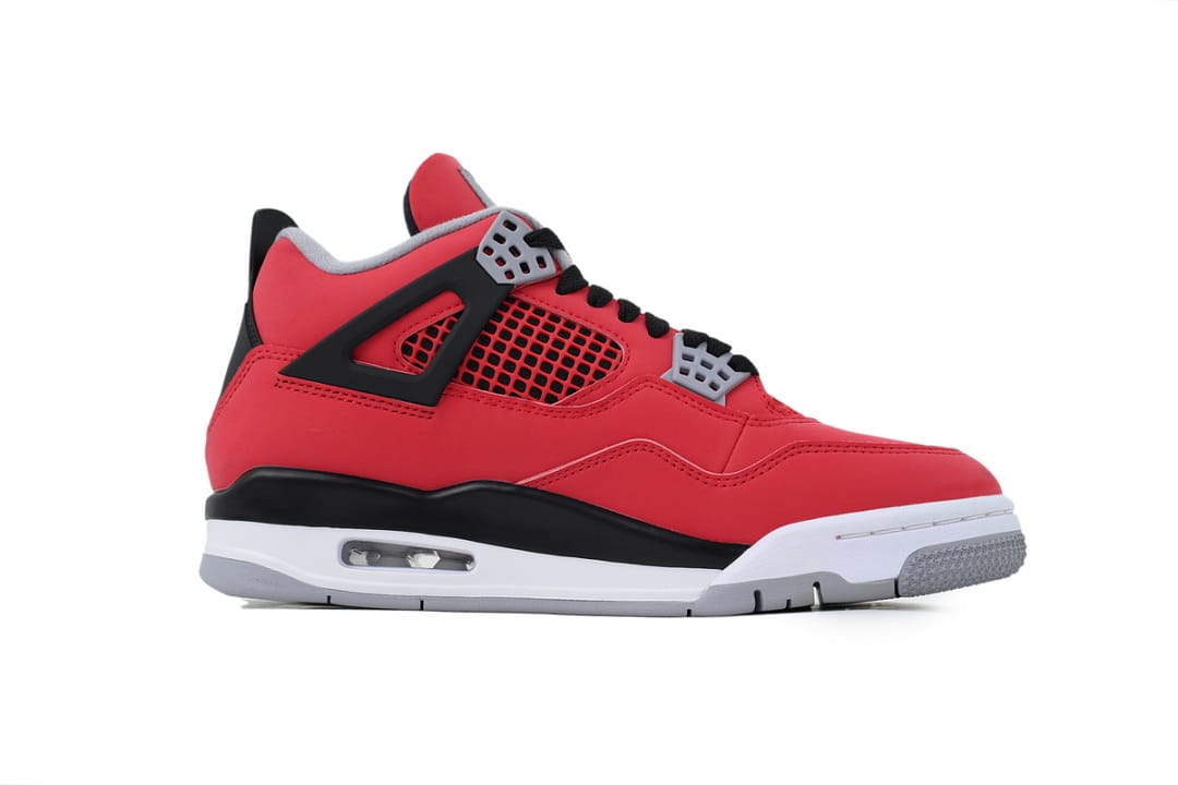 Air Jordan 4 Retro Toro Bravo