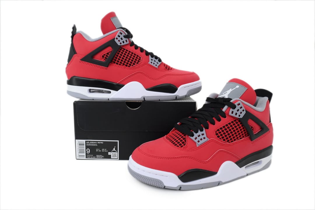 Air Jordan 4 Retro Toro Bravo