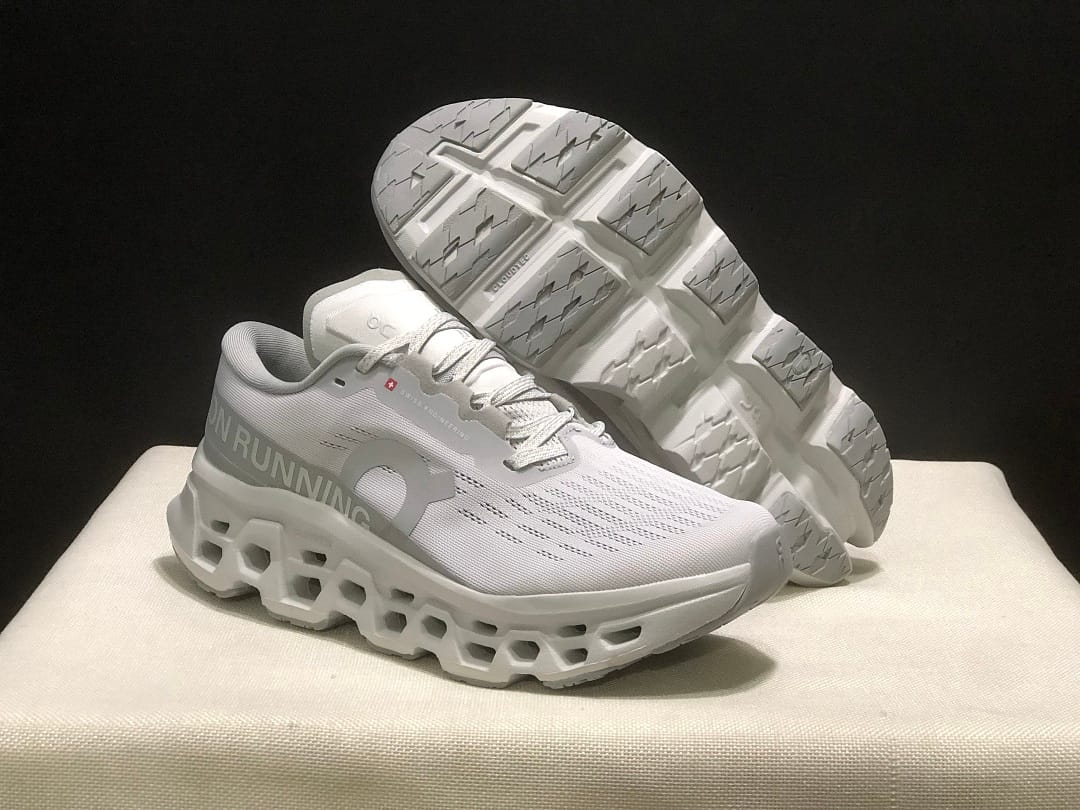 On Cloudmonster 3 (Colorway 5)