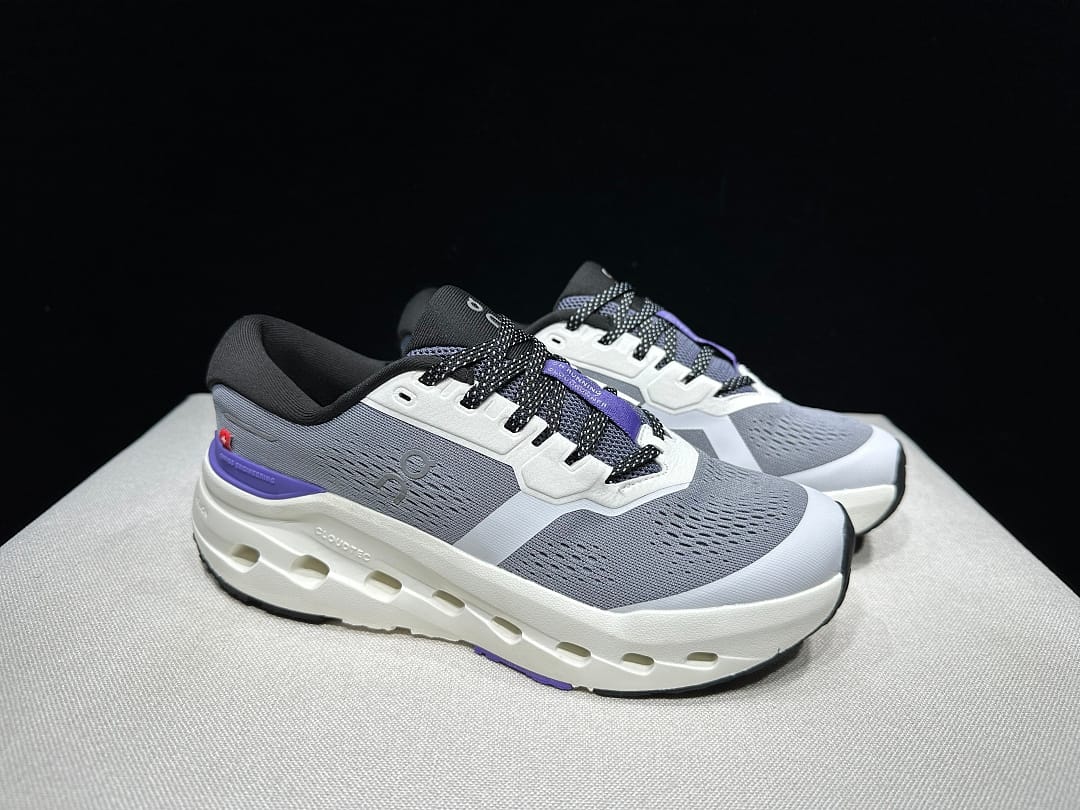 On Cloudrunner 3 (Colorway 2)