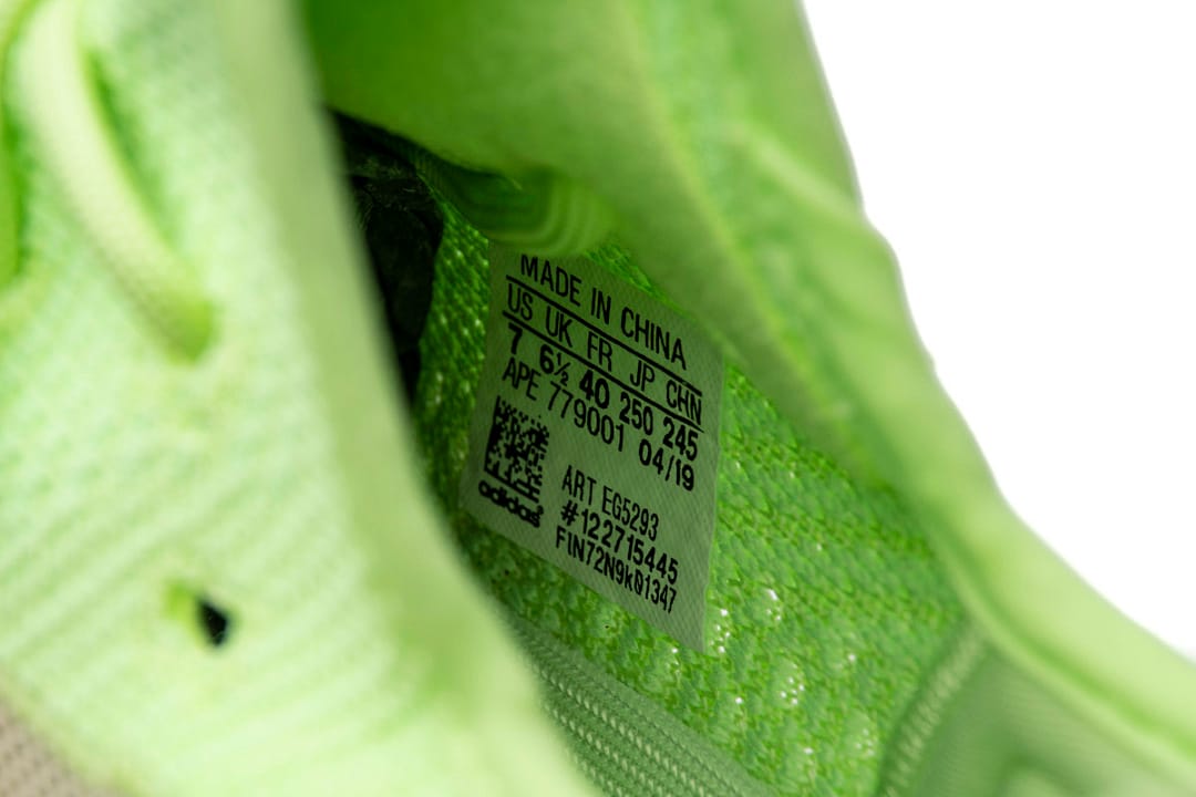 Yeezy Boost 350 V2 A8 Glow In The Dark