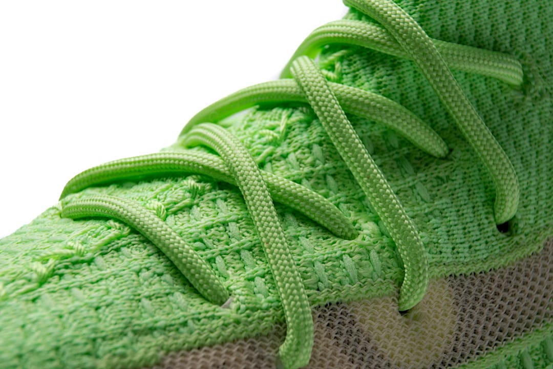 Yeezy Boost 350 V2 A8 Glow In The Dark