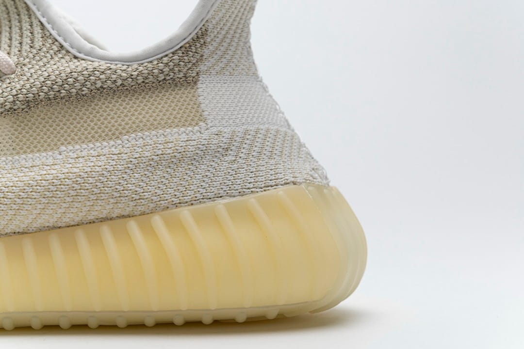 Yeezy Boost 350 V2 A8 Abez