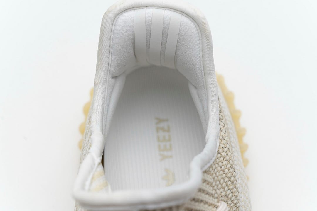 Yeezy Boost 350 V2 A8 Abez