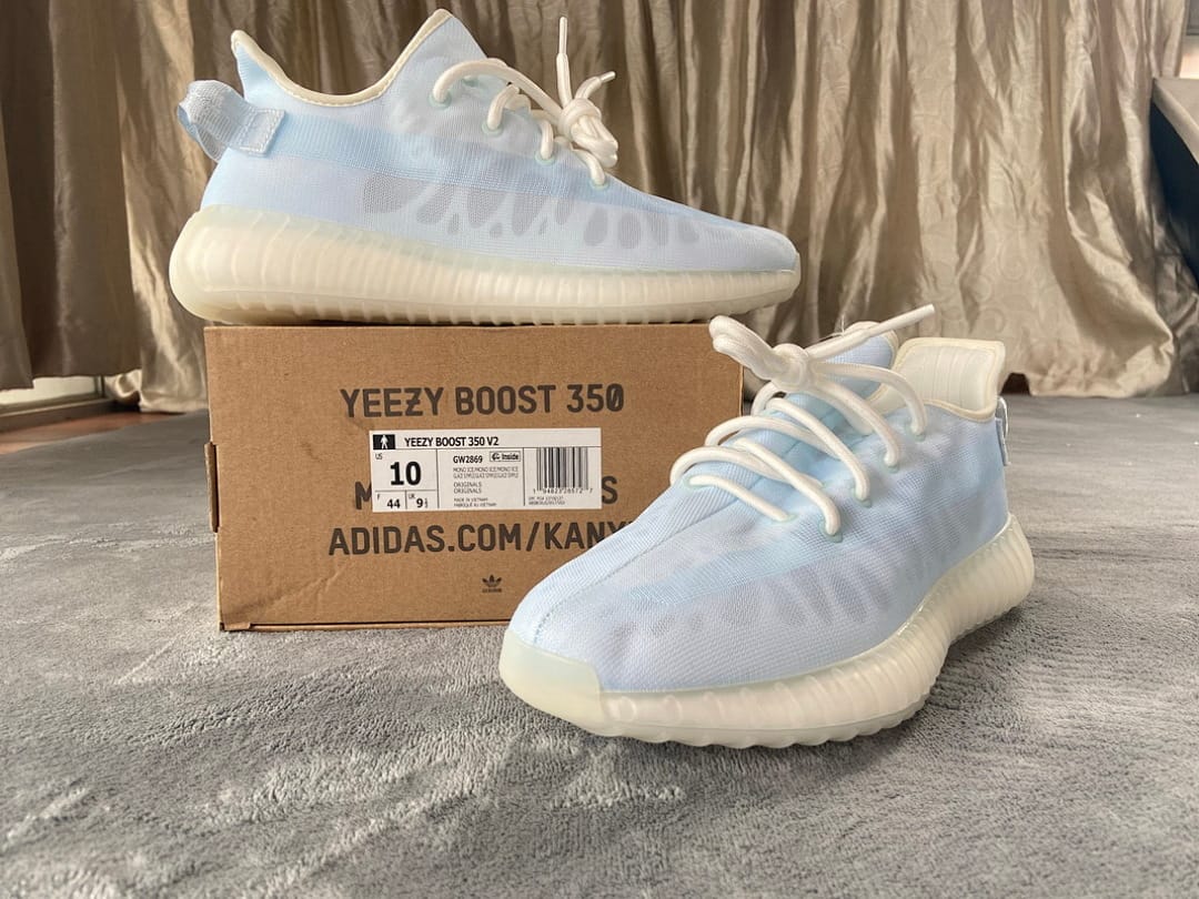 Yeezy Boost 350 V2 A8 Blue Mist