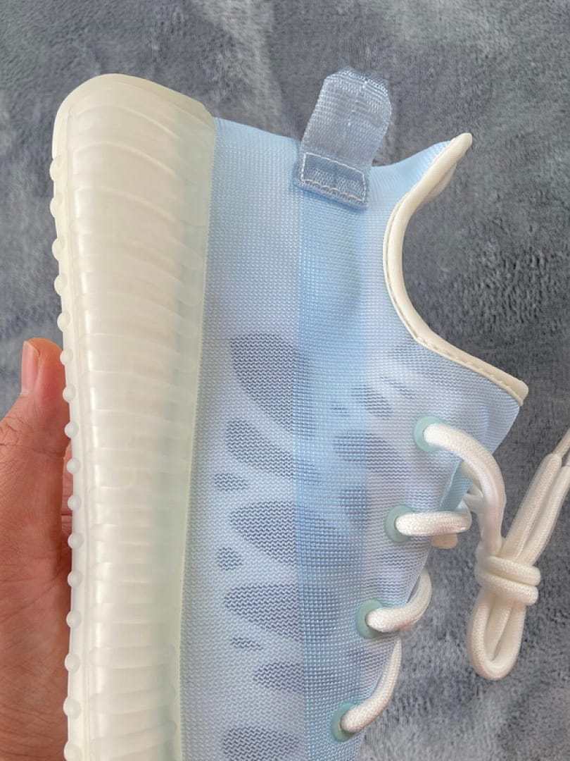 Yeezy Boost 350 V2 A8 Blue Mist