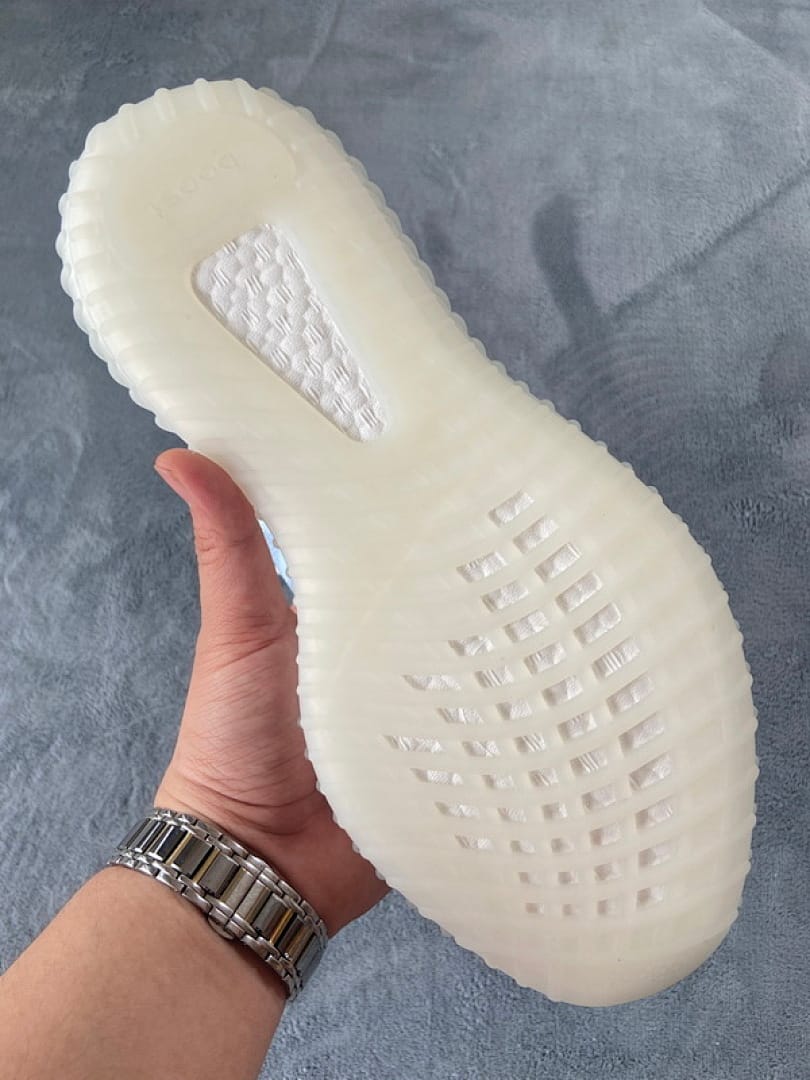 Yeezy Boost 350 V2 A8 Blue Mist