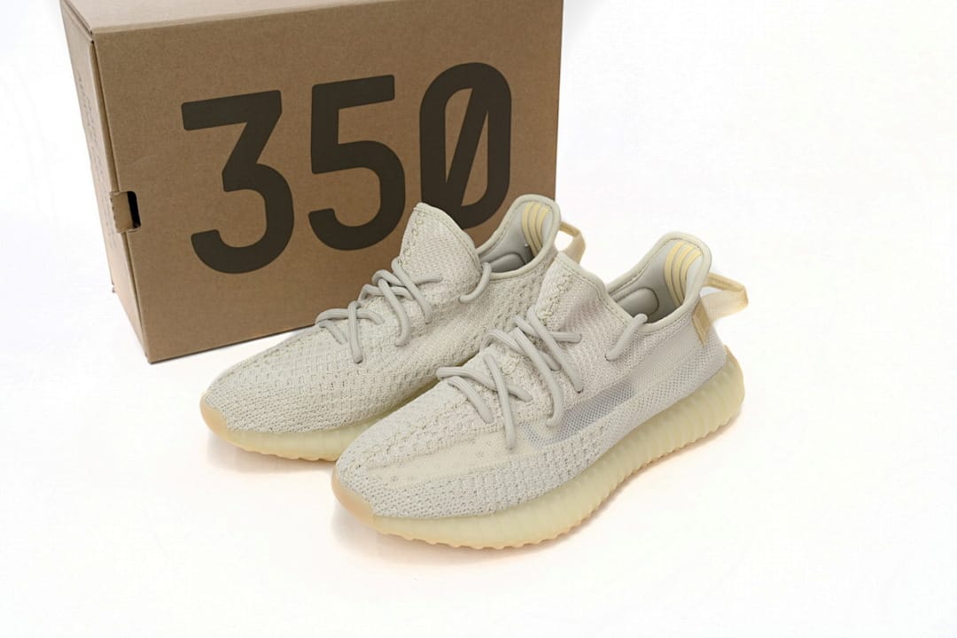 Yeezy Boost 350 V2 A8 Lundmark UV