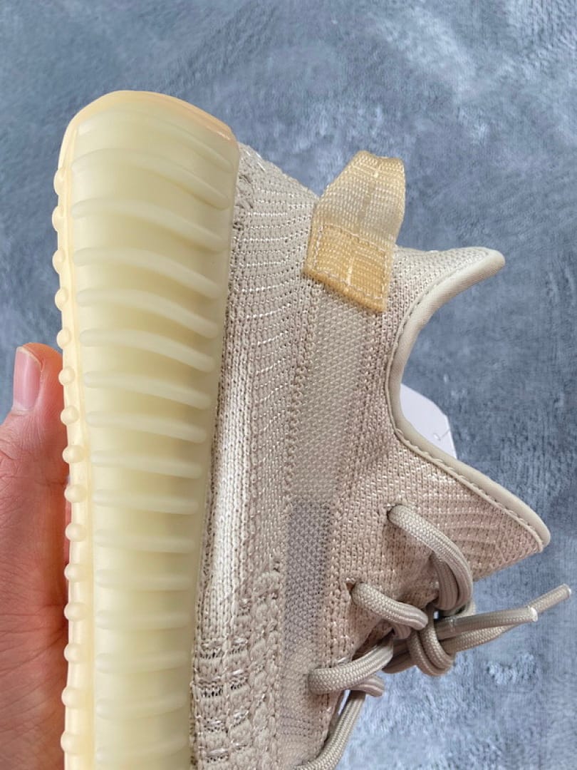Yeezy Boost 350 V2 A8 Lundmark UV