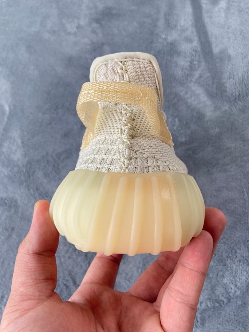 Yeezy Boost 350 V2 A8 Lundmark UV