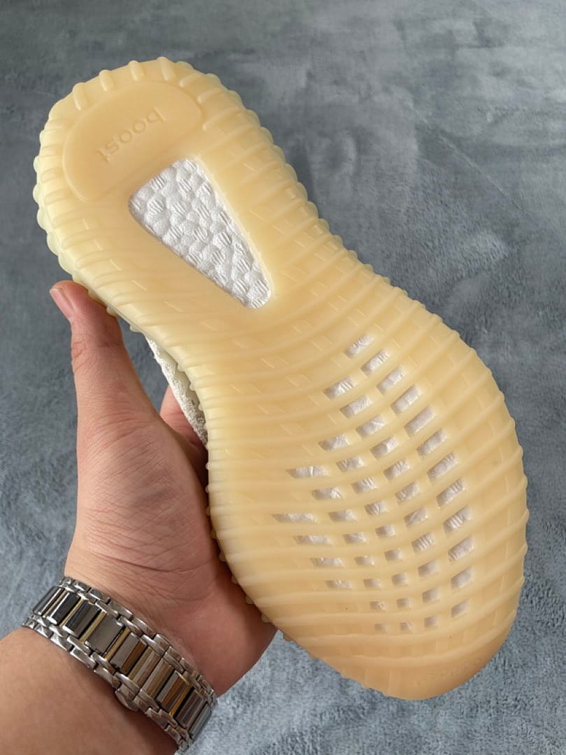 Yeezy Boost 350 V2 A8 Lundmark UV